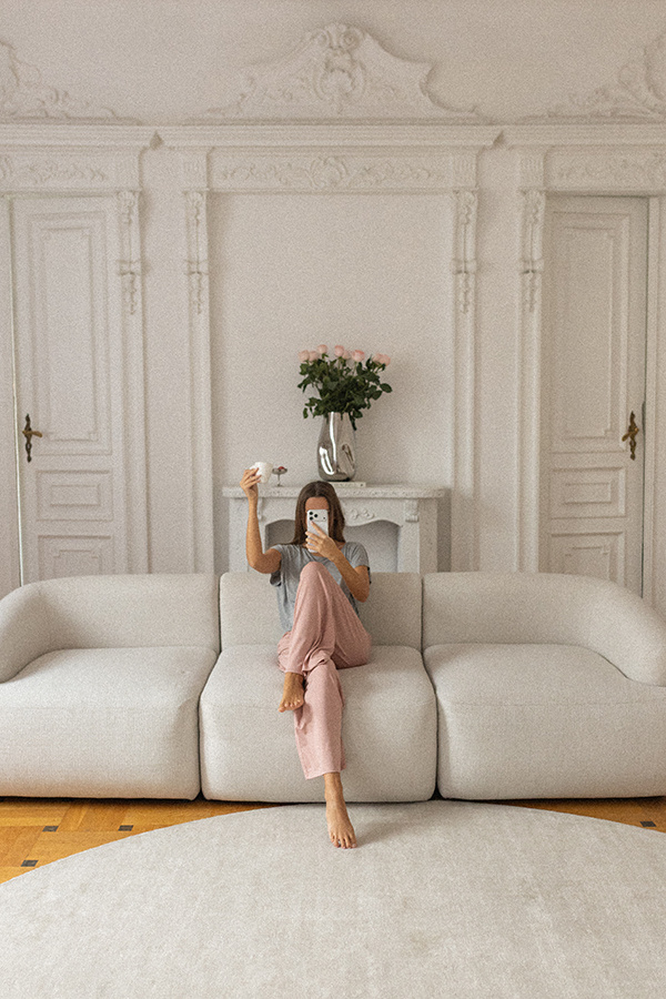 Damskie spodnie z zakładkami z modalu Yasmine Rose Classicque