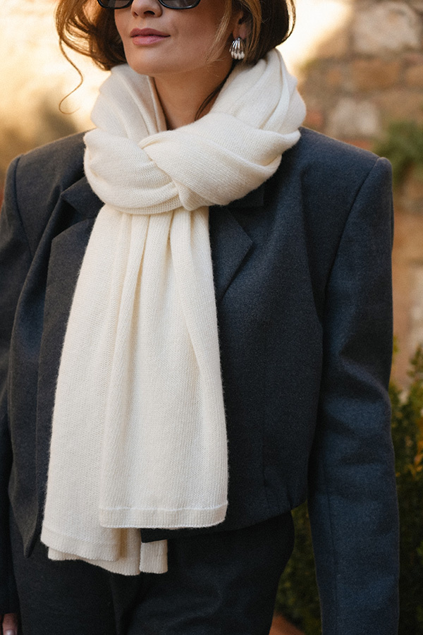 Damski szal wełnianiany z kaszmirem Clarissa Crème