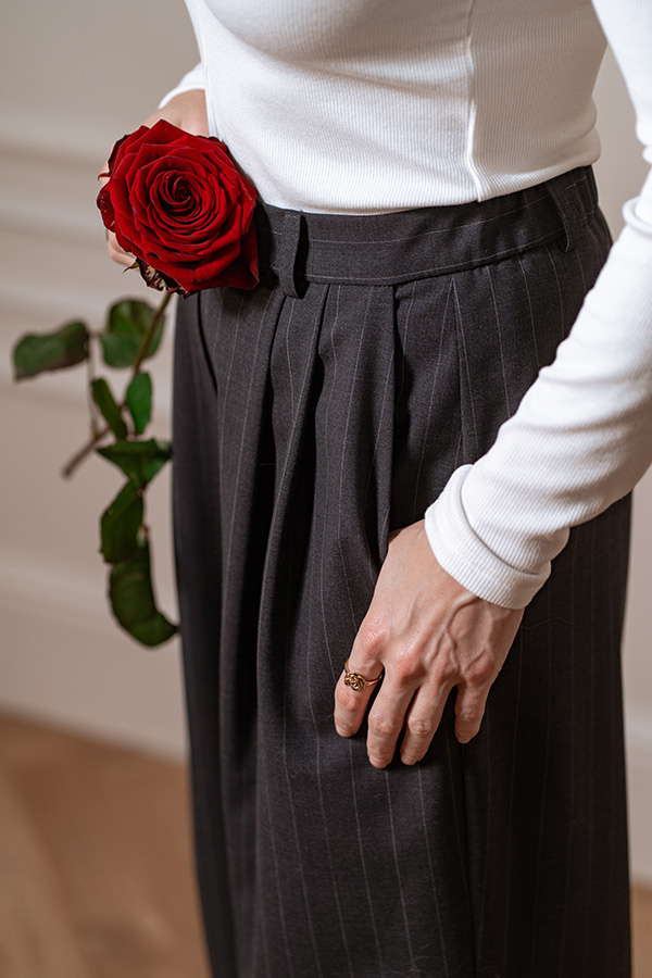 Damskie spodnie wełniane Stella Linea Classique