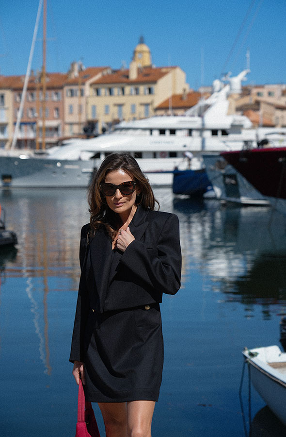 Krótka damska marynarka wełniana Verona Marine