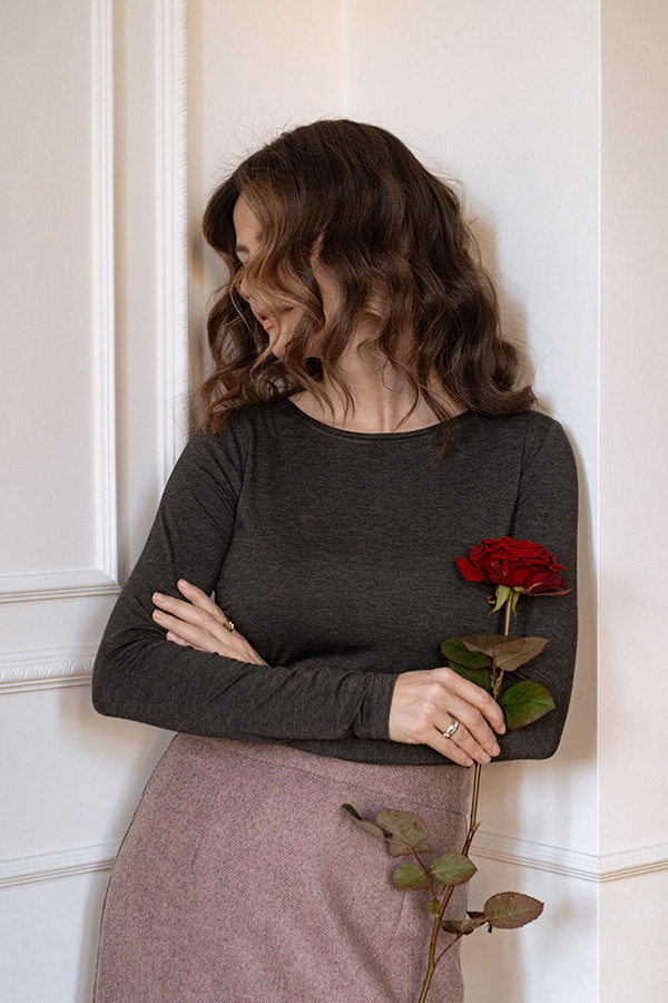 Damski longsleeve z modalu Monique Graphite