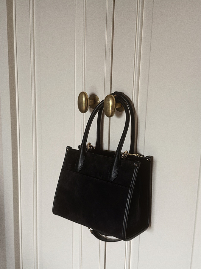 Damska torebka skórzana zamszowa Bellagio Nero