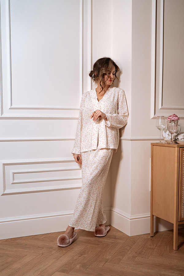 Damskie spodnie z gumką z wiskozy Lorette Floral Rose Classique