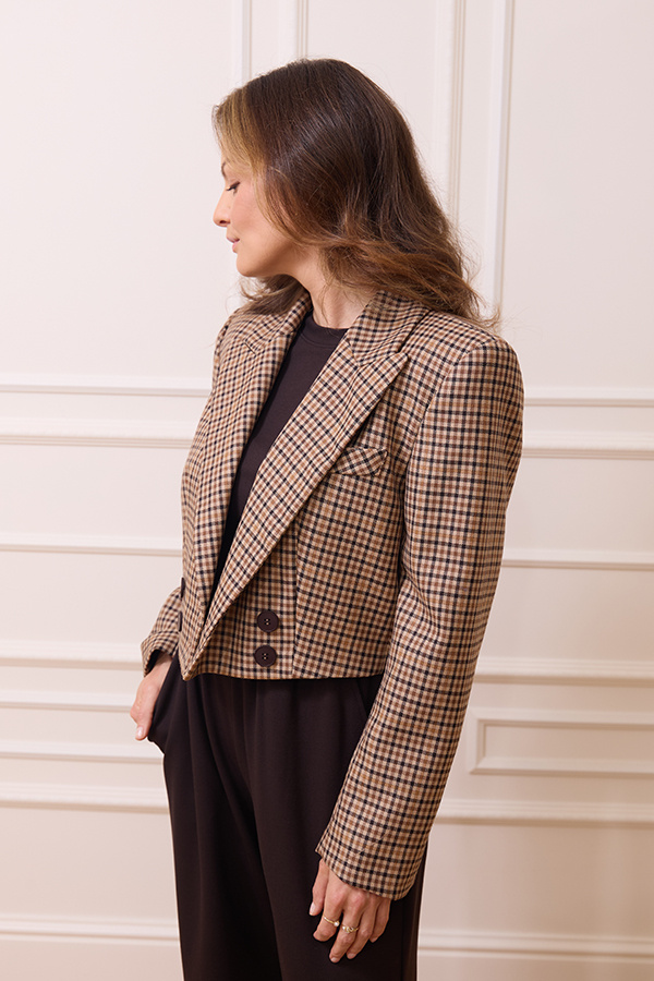 Krótka damska marynarka wełniana Verona Wool Premium