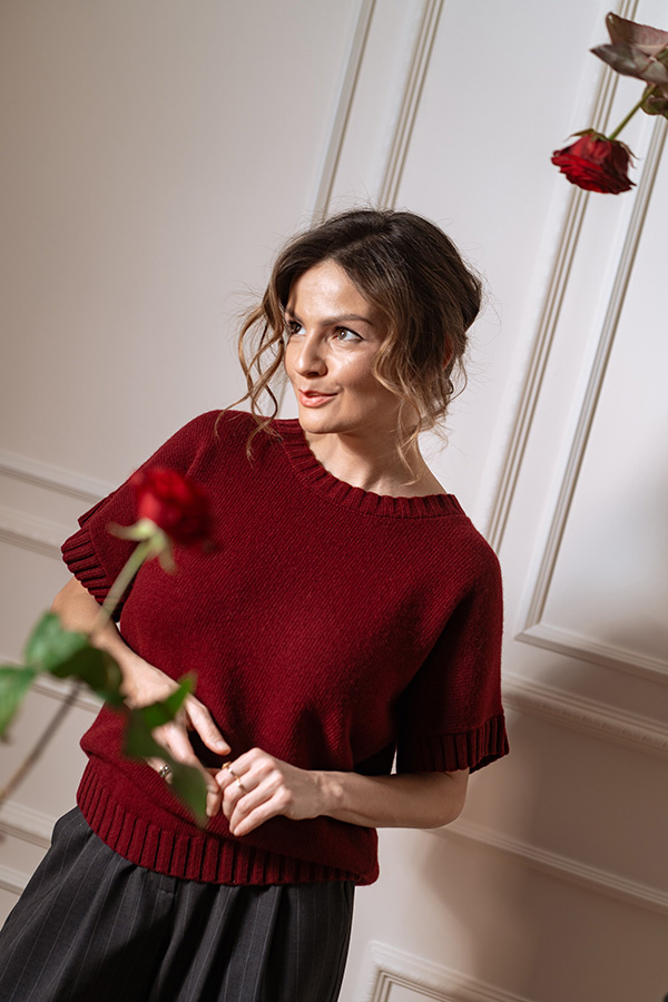 Damski sweter wełniany z kaszmirem Maeve Bordeaux 