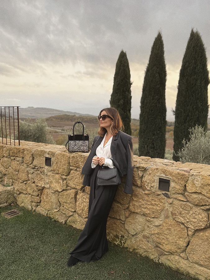 Damska torebka skórzana zamszowa Bellagio Fiori Nero