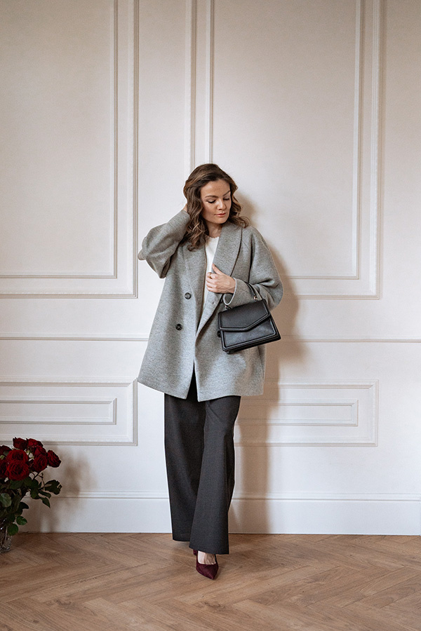 Krótki płaszcz z włoskiej wełny Carlotta Gris