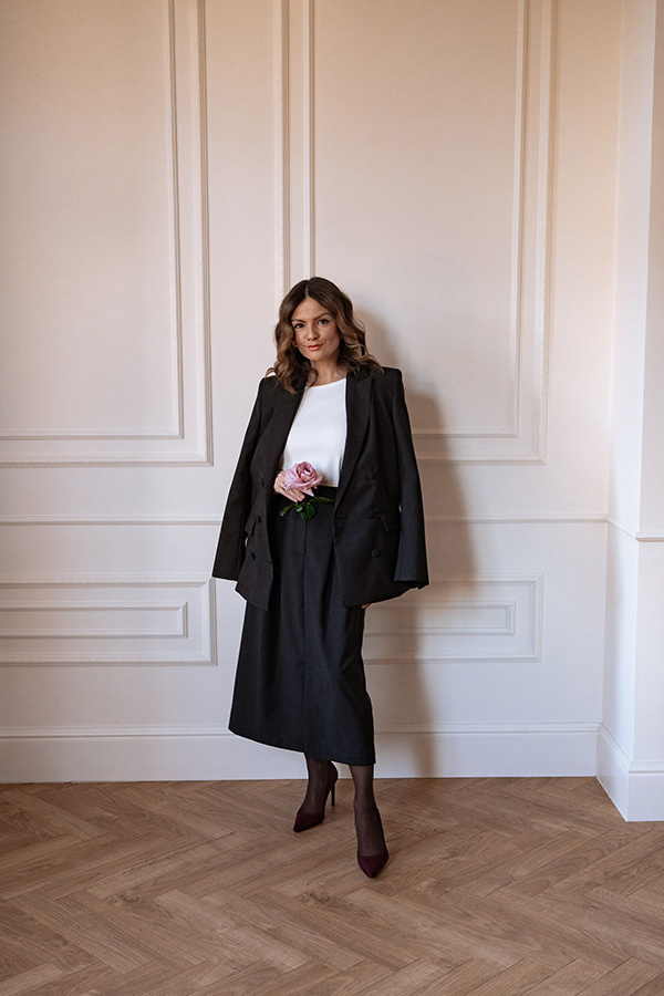 Damska marynarka wełniana Modena Elegance 