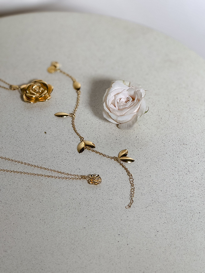 Naszyjnik srebrny pozłacany róża Picollo Fiore Rosa D'Oro N°11 