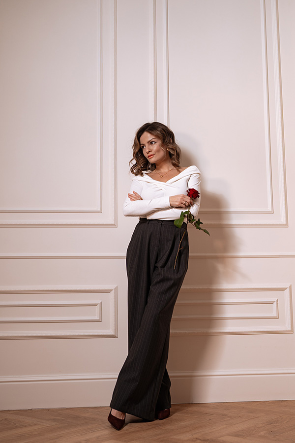 Damskie spodnie wełniane Stella Linea Petit