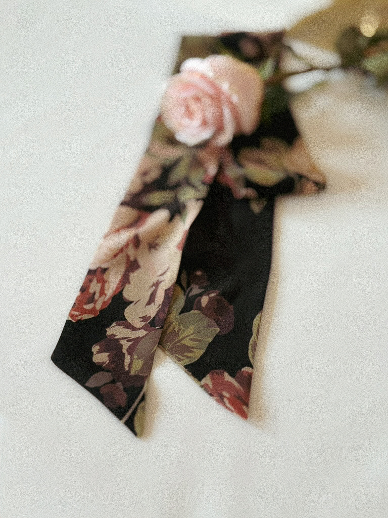 Jedwabny szalik Petit Rose