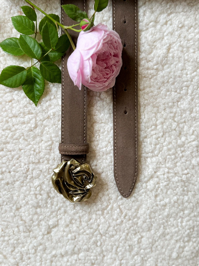 Damski pasek ze skóry zamszowej Fleur de Rose Marron